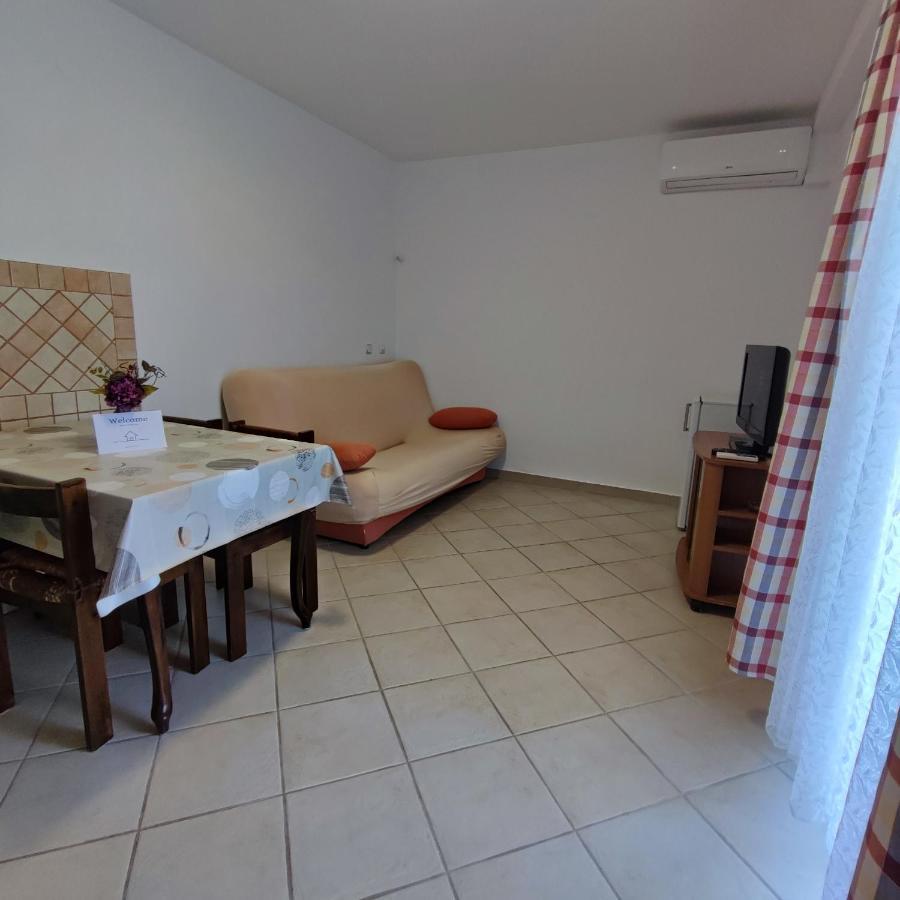 Apartmani Olivera 2 Супетарска-Драга Экстерьер фото
