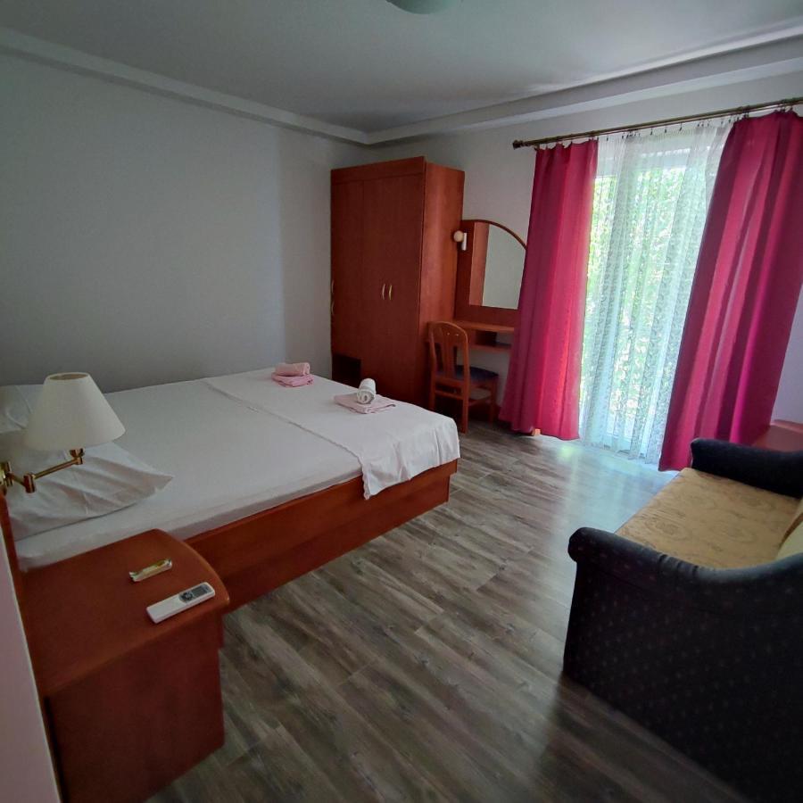 Apartmani Olivera 2 Супетарска-Драга Экстерьер фото