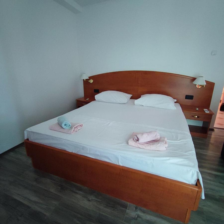 Apartmani Olivera 2 Супетарска-Драга Экстерьер фото